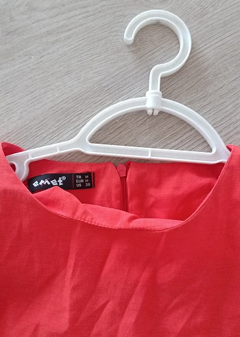 m Beden kırmızı Renk Kırmızı Kemerli Midi Keten Elbise veya tunik
