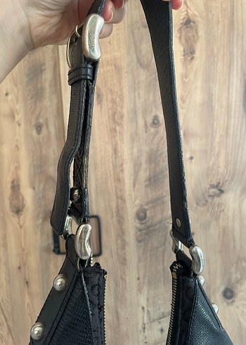 Guess Vintage guess Goth Çanta