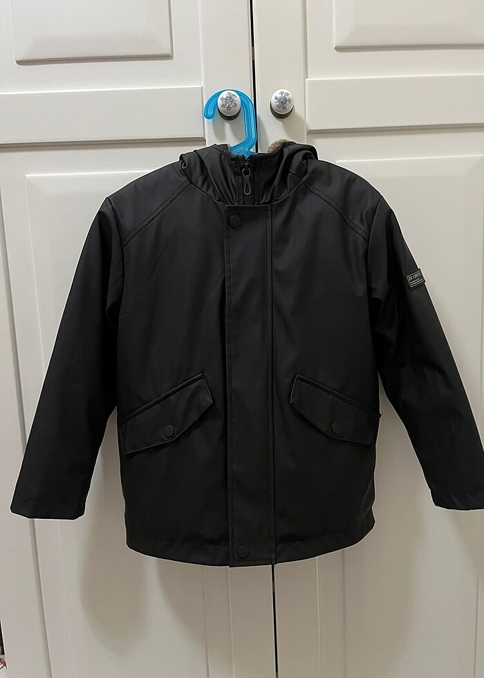 Zara suni kürklü kauçuk kaplama parka - Görsel 2