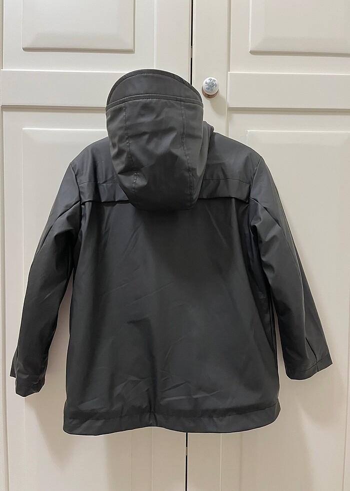 Zara suni kürklü kauçuk kaplama parka - Görsel 3