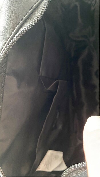  Beden siyah Renk Deri askılı çanta