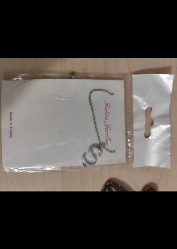 Renkli Püsküllü Kadın Anahtarlık Seti - Görsel 5