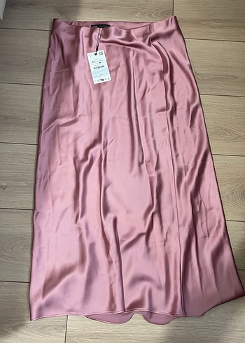 Zara Pembe Uzun Saten Etek