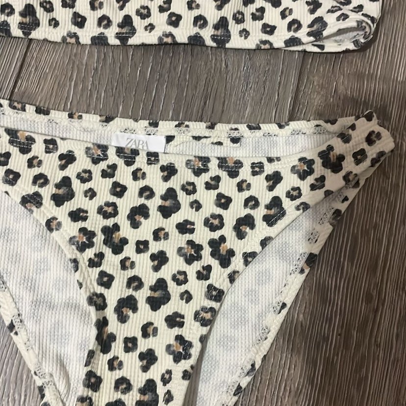 Leopar Desenli Askılı Bikini Takımı - Görsel 3