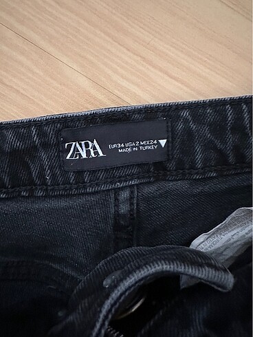 34 Beden siyah Renk Zara kot pantolon