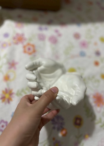 Diğer Beyaz Seramik El Figürini