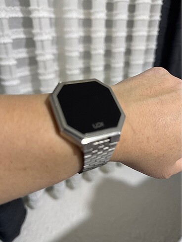 Up! Watch Up! WATCH