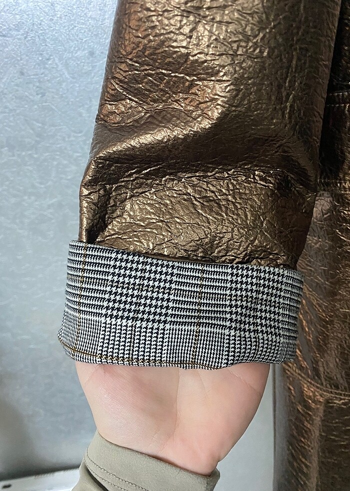 Seçil Parlak Parka - Görsel 2