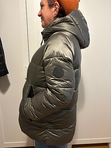 Zara Zata Mont