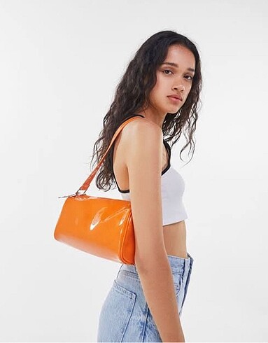 bershka çanta