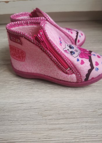 Gezer kız çocuk kedili ev ayakkabısı - Görsel 5