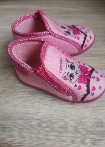 Gezer kız çocuk kedili ev ayakkabısı - Görsel 4