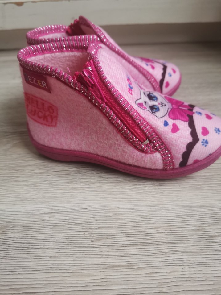 Gezer kız çocuk kedili ev ayakkabısı - Görsel 5