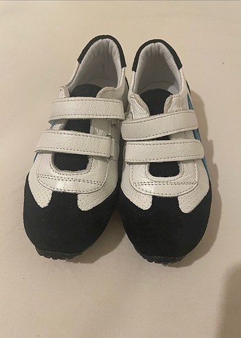 Beyaz Erkek Çocuk Cırt Cırtlı Spor Ayakkabı
