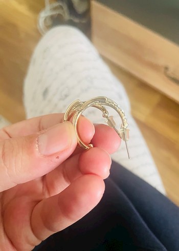 Işıltılı Altın Kadın küpe - Görsel 2