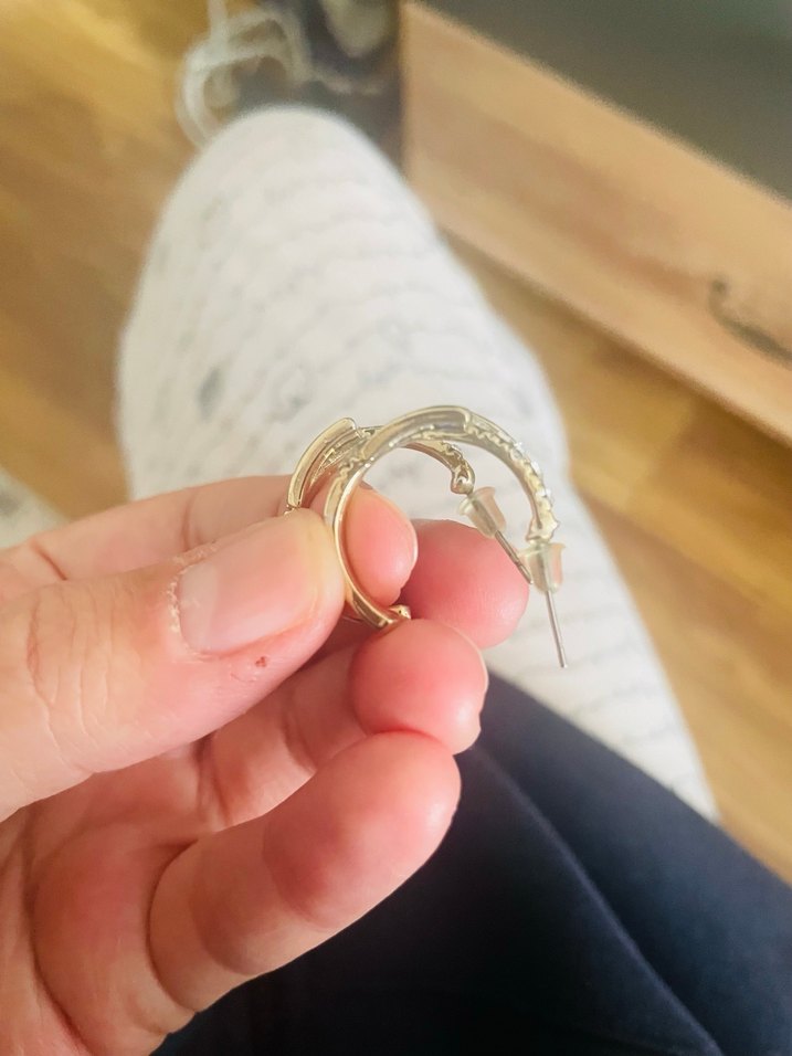 Işıltılı Altın Kadın küpe - Görsel 2