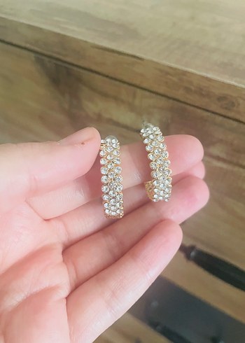 İnci İşlemeli Altın Midi Küpe - Görsel 2