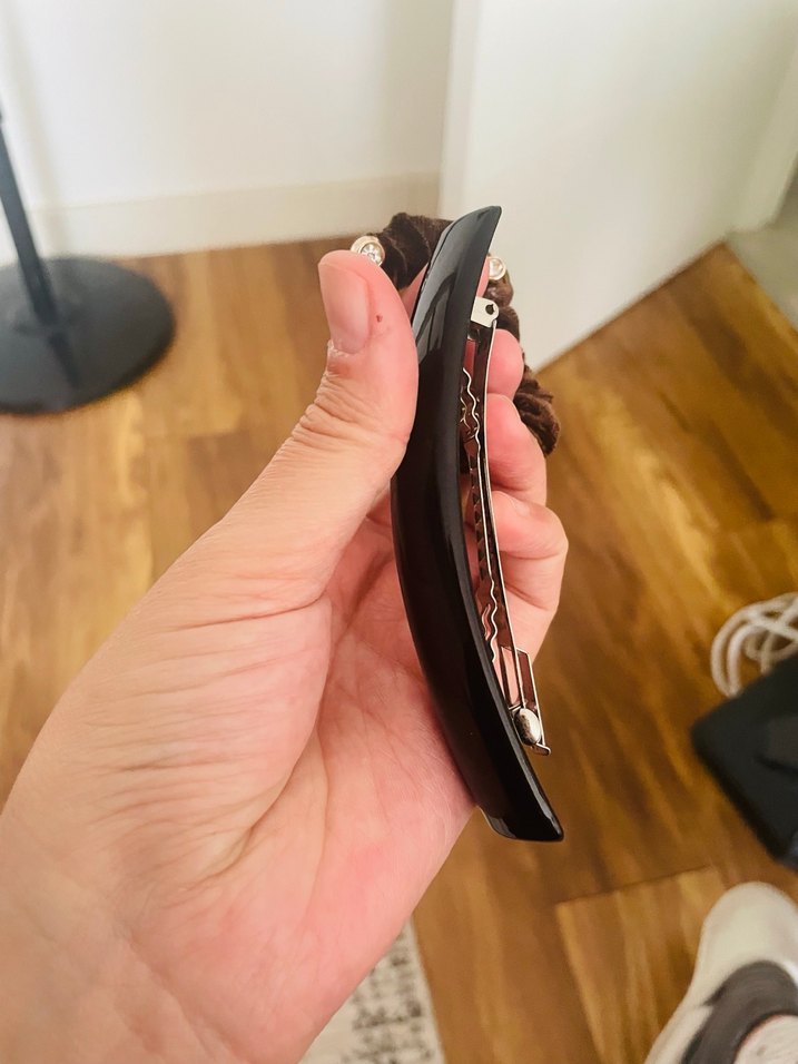 Koyu Kahverengi Süet Lastikli Saç Tokası ve siyah toka - Görsel 4