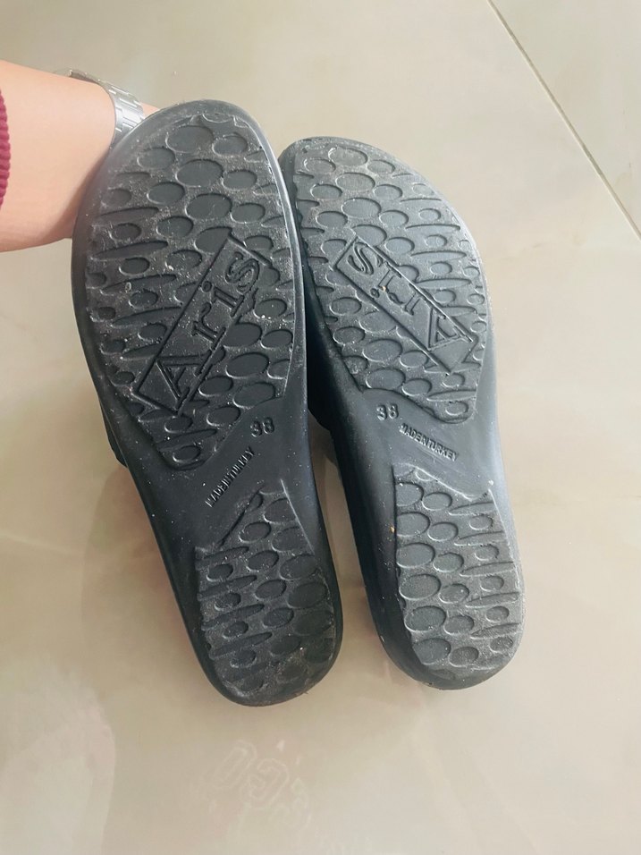 Yaprak Baskılı Çok Renkli Kadın Terlik - Görsel 2