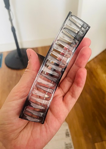 Şeffaf Gri Plastik Saç Tokası - Görsel 2