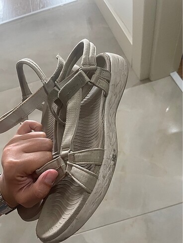 38 Beden Skechers sandalet orijinal