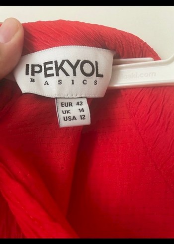 42 Beden kırmızı Renk Kırmızı Uzun Kollu ipekyol bluz