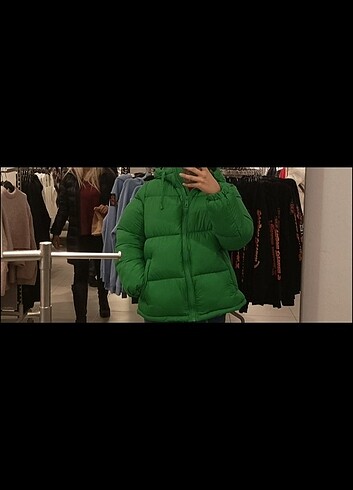s Beden yeşil Renk H&M şişme mont