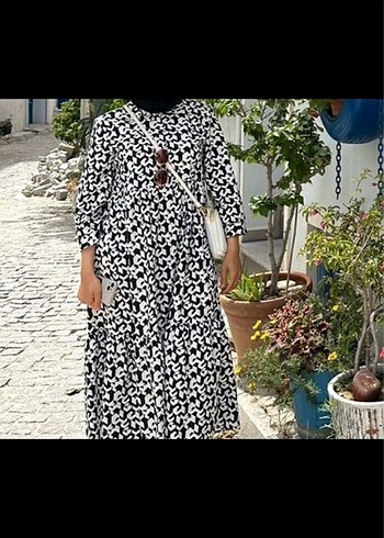 Siyah beyaz elbise - Görsel 2