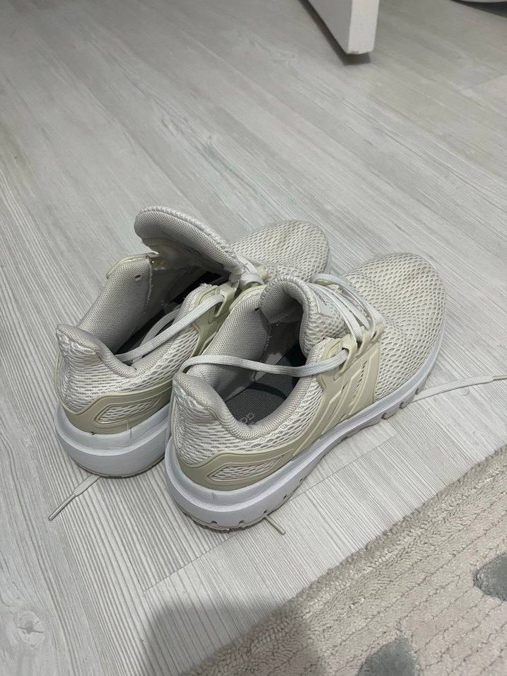 Beyaz Adidas Bağcıklı Kadın Spor Ayakkabısı - Görsel 3