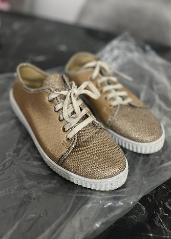 Parlak  Spor Ayakkabı - Görsel 2