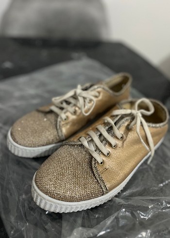 Parlak  Spor Ayakkabı - Görsel 3