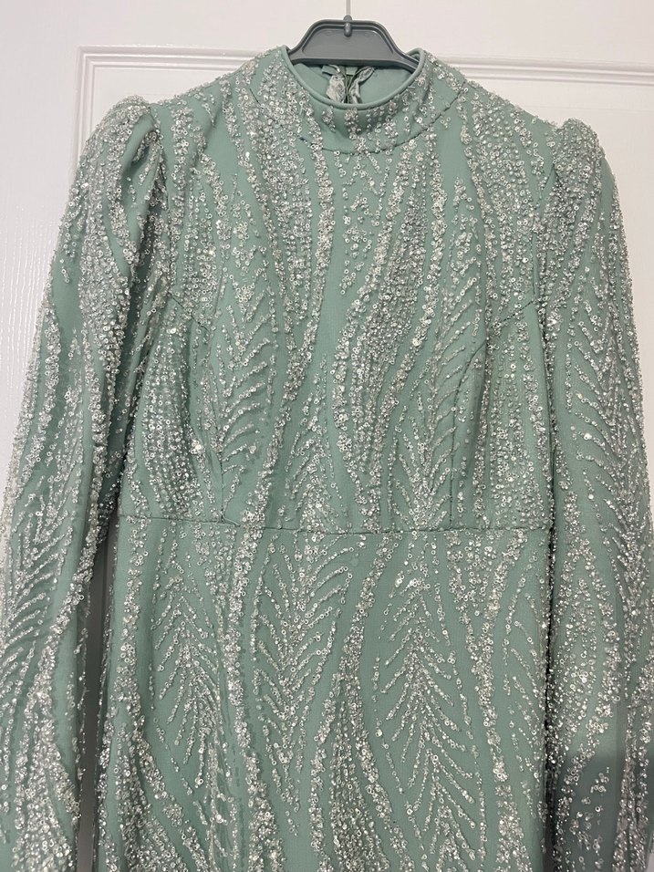 Uzun Kollu Boncuk İşlemeli Yılan Desenli Abiye - Görsel 4