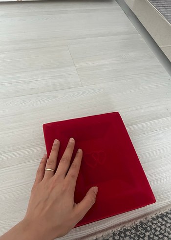 Kırmızı Kalp Desenli takıKutusu - Görsel 4