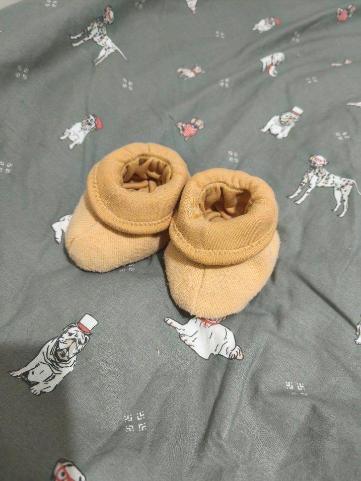 Sevi Bebe Bej Kiraz Çekirdekli Bebek Patik - Görsel 3