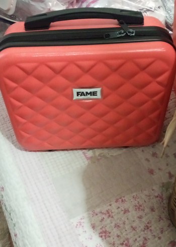 Pembe Fermuarlı makyaj çantası