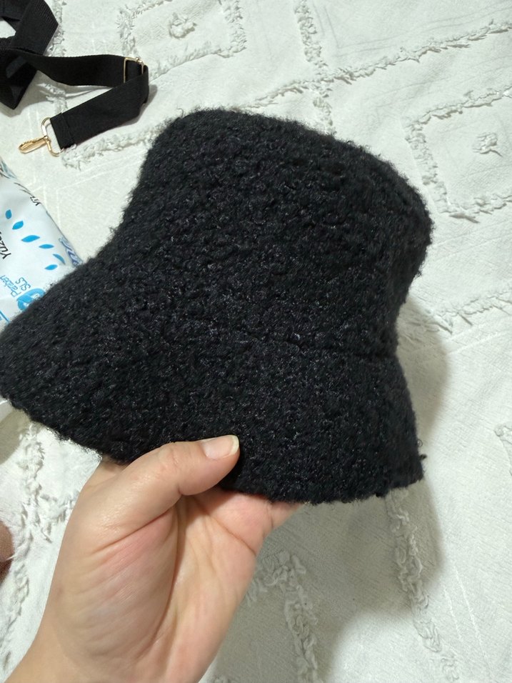 Siyah Örgü Kadın Yün Şapka - Görsel 3