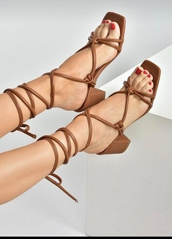 Zara Taba bağçıklı 5cm topuk