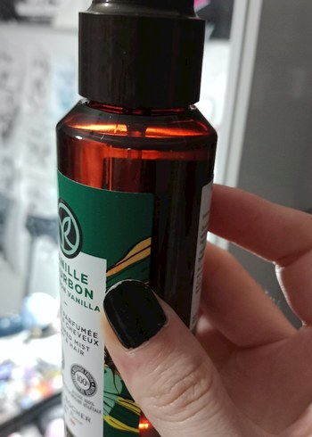 Yves Rocher Bourbon Vanilya Vücut ve Saç Spreyi - Görsel 4