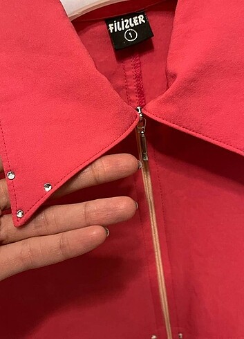 m Beden pembe Renk Pembe taşlı gömlek
