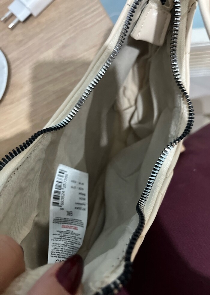 Kalpli baget çanta - Görsel 4