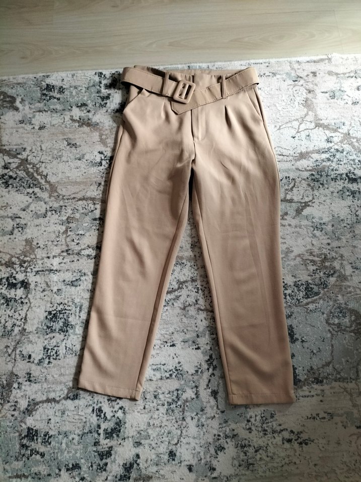 Kemer Detaylı Bej Kadın Kumaş Pantolon - Görsel 2