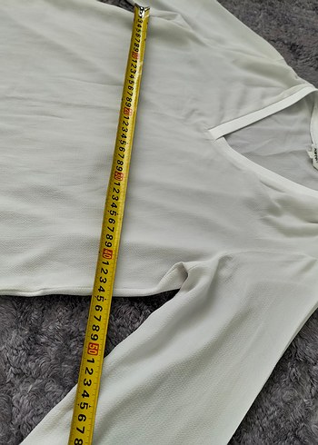 V Yaka Beyaz Kadın Uzun Kollu Bluz - Görsel 9