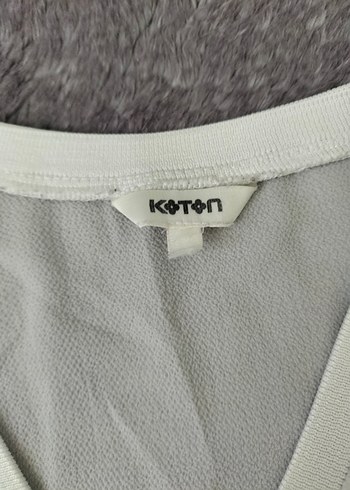 V Yaka Beyaz Kadın Uzun Kollu Bluz - Görsel 5