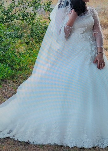 Uzun Kollu Beyaz A-Line Gelinlik - Görsel 9