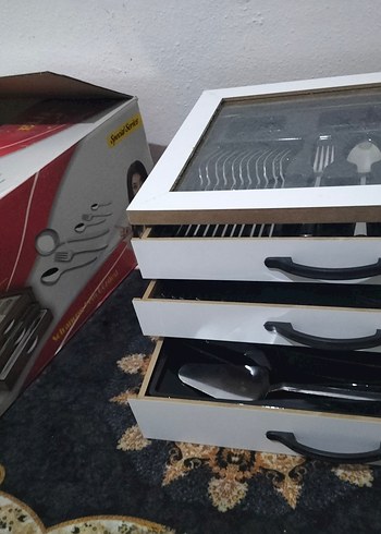 Beyaz Kutulu Çatal Kaşık Takımı - Görsel 11