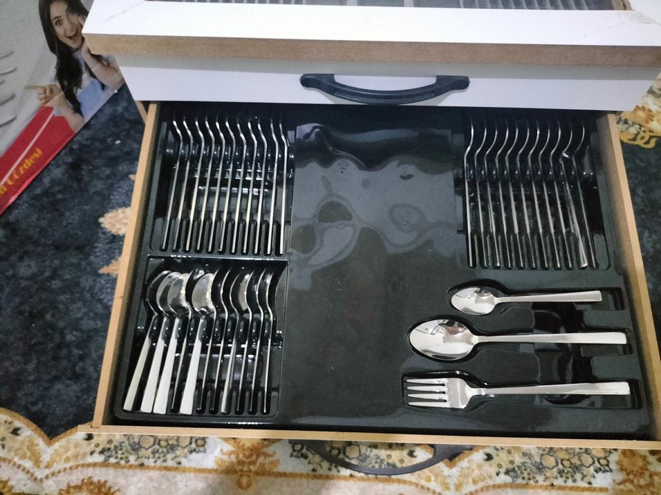 Beyaz Kutulu Çatal Kaşık Takımı - Görsel 5