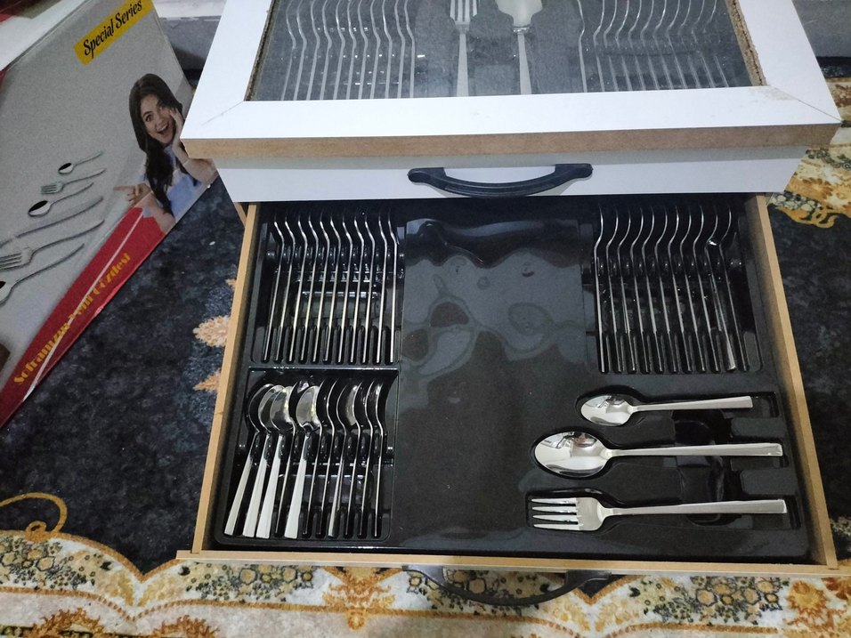 Beyaz Kutulu Çatal Kaşık Takımı - Görsel 4