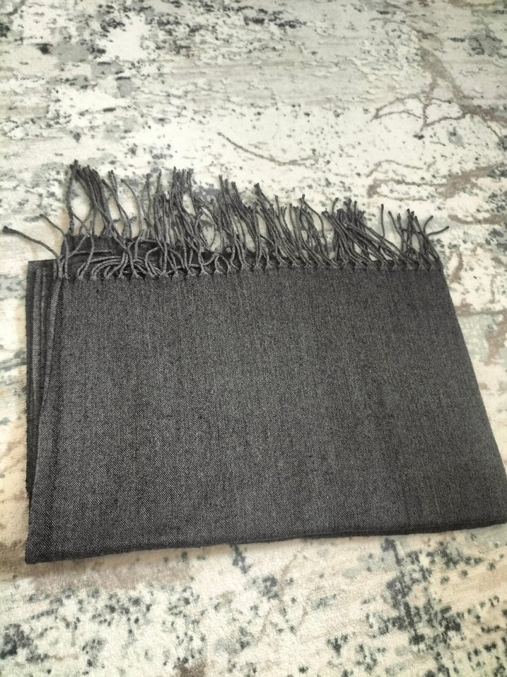 Hazır Şal Püsküllü Gri Kadın Şal - Görsel 5