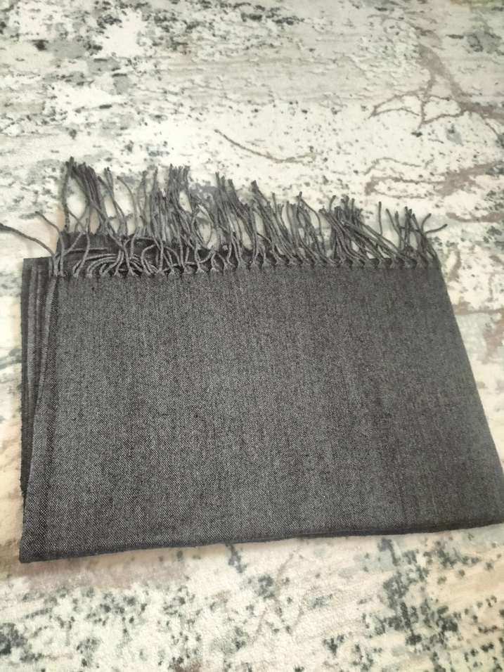 Hazır Şal Püsküllü Gri Kadın Şal - Görsel 2