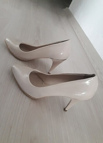 Stiletto topuklu ayakkabı - Görsel 5